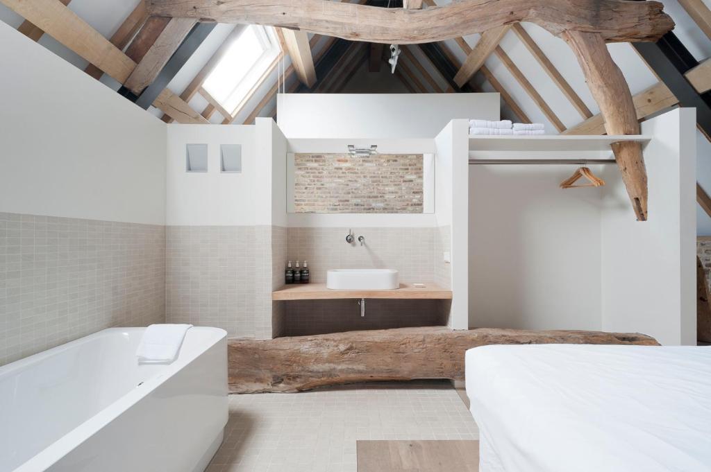 Cour 8 Lofts Guest House Maastricht Room photo